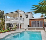 House in 2816 E 14th St Epicene